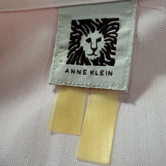 Anne Klein Pink Poplin Button Front Shirt, Large - Picture 4 of 9